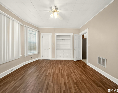 166 Dewey Street - Photo Thumbnail 9
