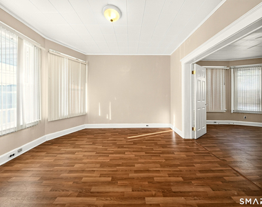 166 Dewey Street - Photo Thumbnail 4