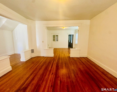 962 Howard Avenue - Photo Thumbnail 1