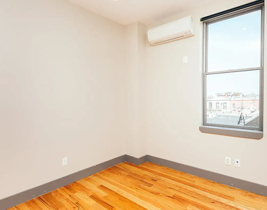 337 Melrose Street - Photo Thumbnail 1