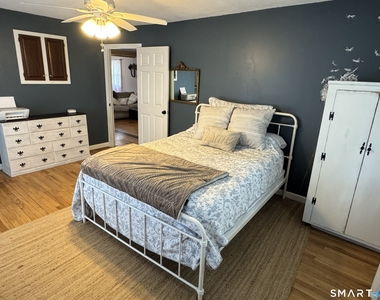 4 Oak Ridge Drive - Photo Thumbnail 15