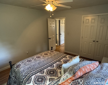 4 Oak Ridge Drive - Photo Thumbnail 18