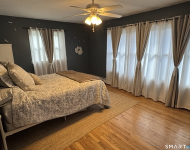 4 Oak Ridge Drive - Photo Thumbnail 16