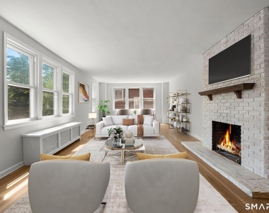 1070 Whitney Avenue - Photo Thumbnail 12