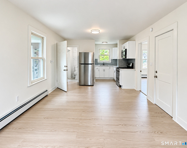 31 Mountain Street - Photo Thumbnail 1