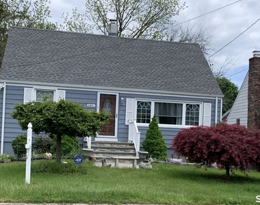 140 1/2 Stuart Avenue - Photo Thumbnail 24