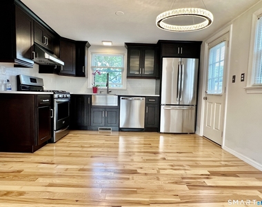 140 1/2 Stuart Avenue - Photo Thumbnail 1