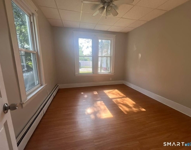 96 Burritt Street - Photo Thumbnail 15