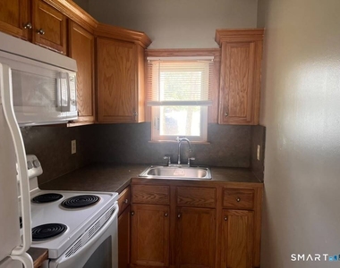 96 Burritt Street - Photo Thumbnail 3