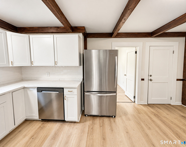 31 Mountain Street - Photo Thumbnail 4