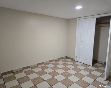 15 Lawlor Street - Photo Thumbnail 4