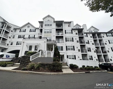 100 Glenbrook Road - Photo Thumbnail 9