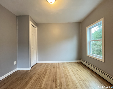 80 Hickory Street - Photo Thumbnail 3