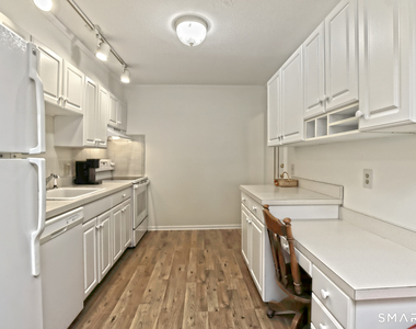 185 Melba Street - Photo Thumbnail 7