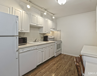 185 Melba Street - Photo Thumbnail 8