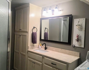 137 Kenney Street - Photo Thumbnail 7