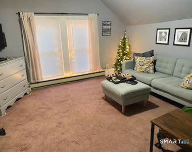 137 Kenney Street - Photo Thumbnail 8