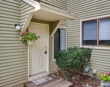 40 Foxon Hill Road - Photo Thumbnail 1