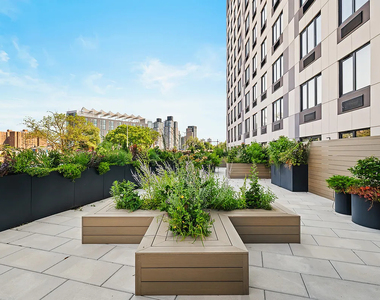 261 Grand Concourse - Photo Thumbnail 9