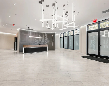 261 Grand Concourse - Photo Thumbnail 4