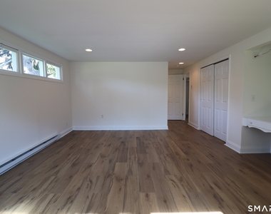 374 Main Street - Photo Thumbnail 11