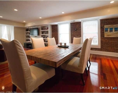 116 Crown Street - Photo Thumbnail 5