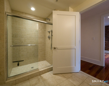 116 Crown Street - Photo Thumbnail 12