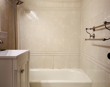 126 Biruta Street - Photo Thumbnail 9