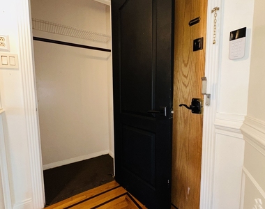 126 Biruta Street - Photo Thumbnail 11