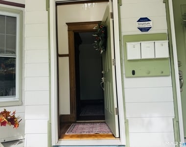 17 Cottage Street - Photo Thumbnail 4