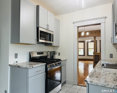 17 Cottage Street - Photo Thumbnail 15