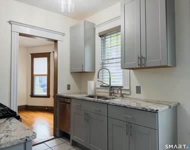 17 Cottage Street - Photo Thumbnail 18