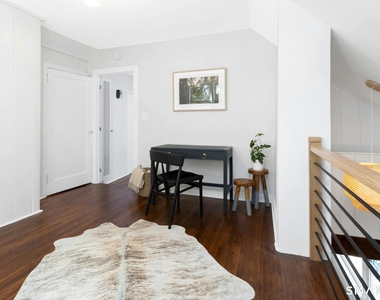 180 Ponus Avenue - Photo Thumbnail 12