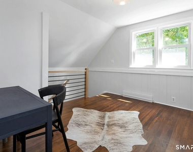 180 Ponus Avenue - Photo Thumbnail 11