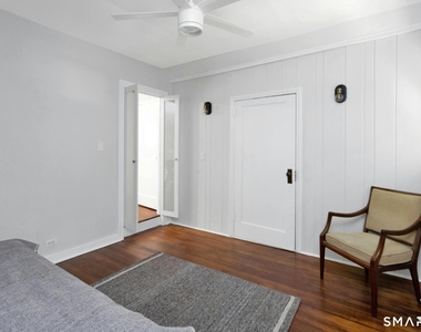 180 Ponus Avenue - Photo Thumbnail 14