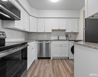 100 Norton Park Road - Photo Thumbnail 3