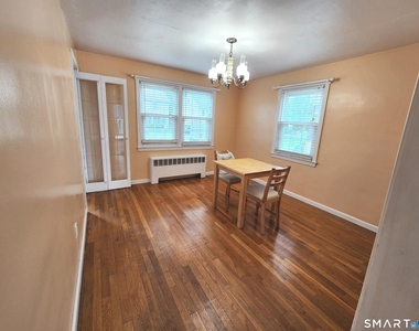 20 Victoria Road - Photo Thumbnail 10