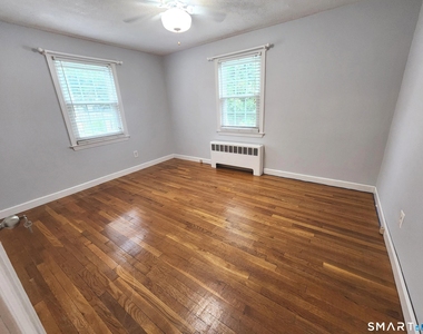 20 Victoria Road - Photo Thumbnail 6