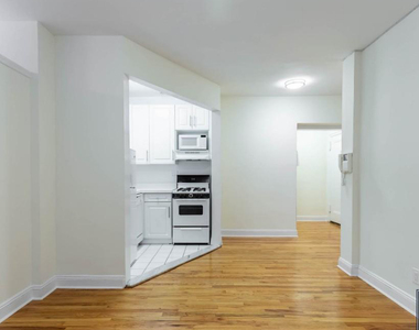 East  83rd Street - Photo Thumbnail 1