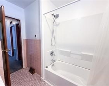 6 Logan Ave - Photo Thumbnail 17