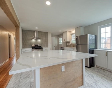 719 Cumberland Rd - Photo Thumbnail 11