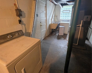 370 Anawanda Ave - Photo Thumbnail 22