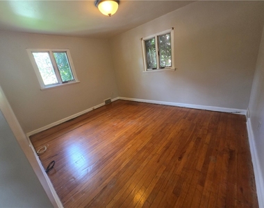 370 Anawanda Ave - Photo Thumbnail 15