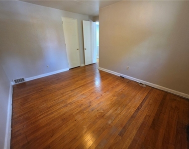 370 Anawanda Ave - Photo Thumbnail 17