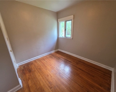 370 Anawanda Ave - Photo Thumbnail 19