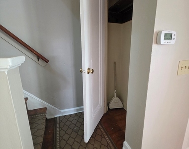 370 Anawanda Ave - Photo Thumbnail 9
