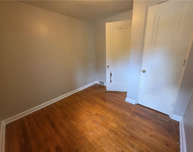 370 Anawanda Ave - Photo Thumbnail 20