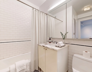 808 Columbus Avenue - Photo Thumbnail 3