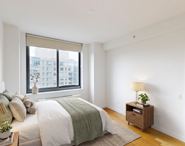 808 Columbus Avenue - Photo Thumbnail 1