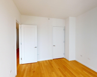 808 Columbus Ave - Photo Thumbnail 4